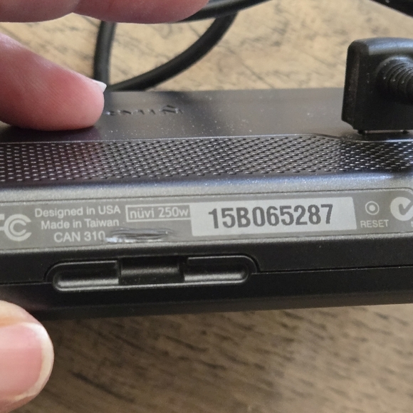 Garmin Nuvi - Picture 5 of 13